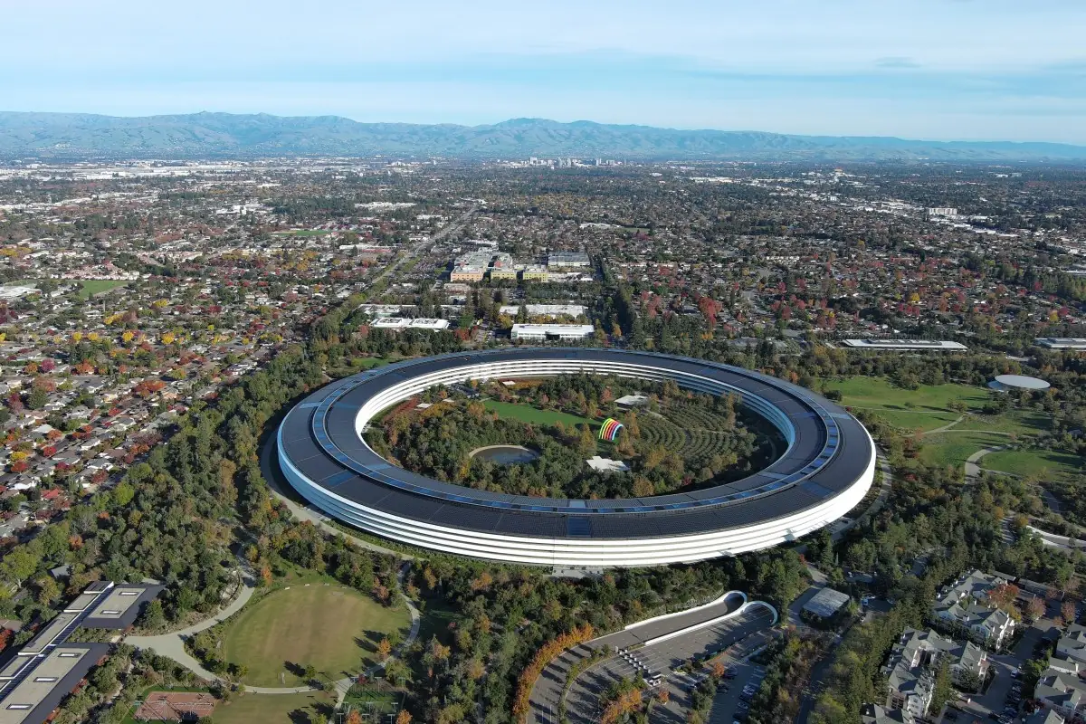 Apple revela pruebas de espionaje industrial a favor de OpenAI
