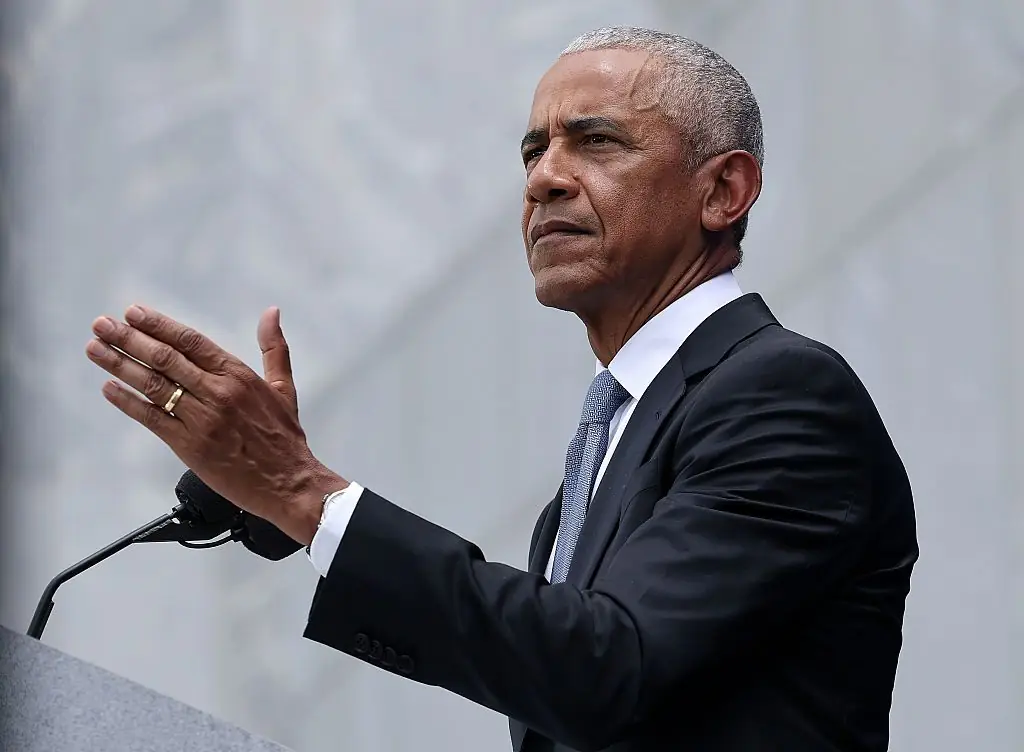 Obama pide un plan urgente para mitigar el impacto laboral de la IA
